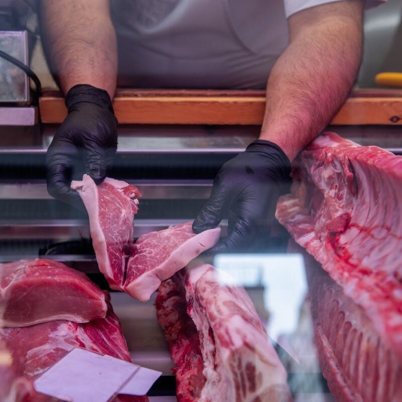 meat for zoo animals