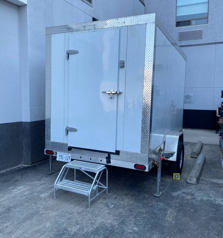 refrigerated trailer door